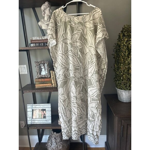 Omika Alma Poncho Cover Up Martina Agave Womens Size OS - Picture 6 of 7